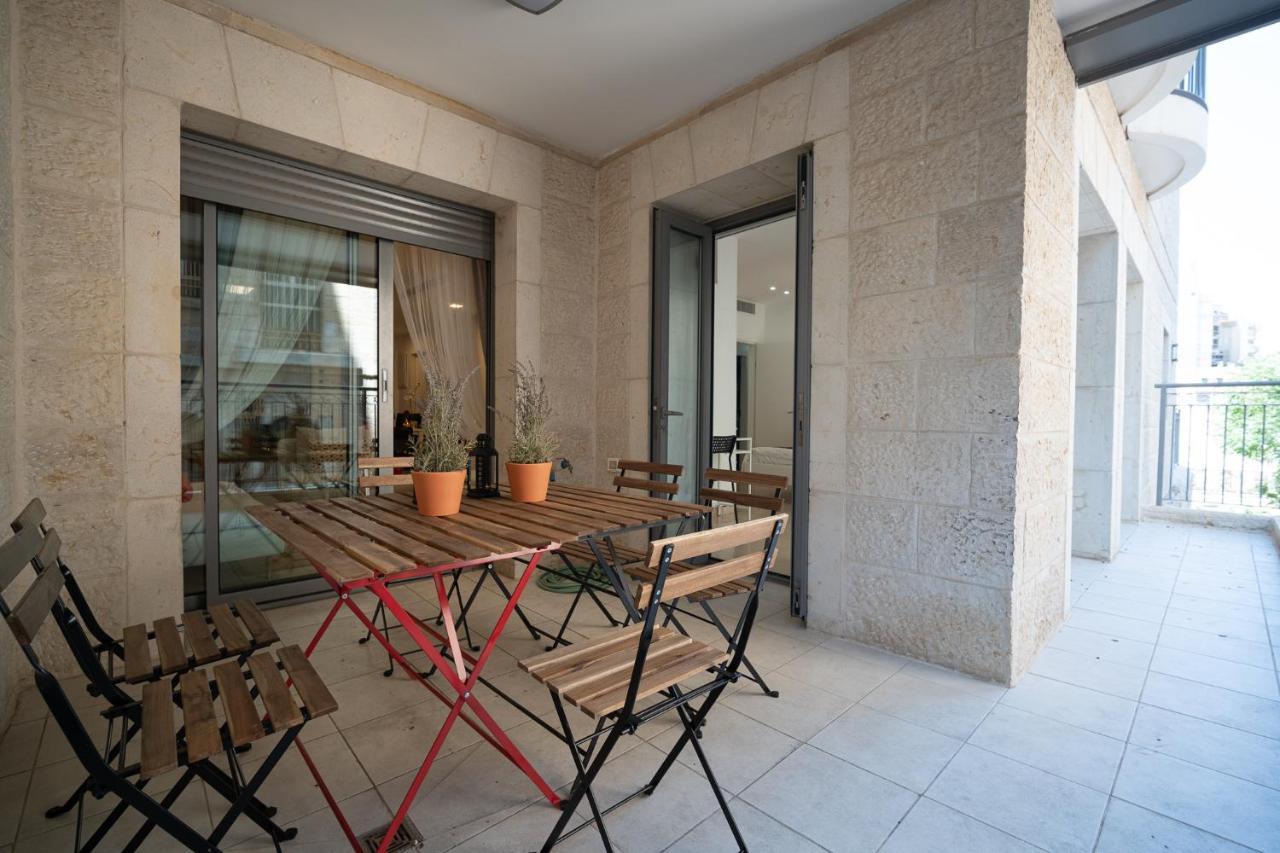 Harav Kuk Modern Apartment By Nimizz Иерусалим Экстерьер фото