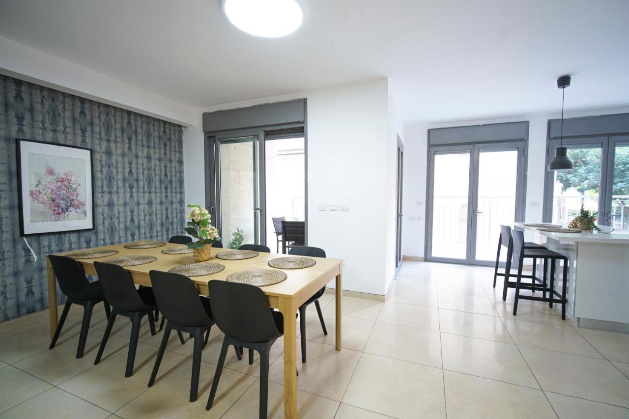 Harav Kuk Modern Apartment By Nimizz Иерусалим Экстерьер фото