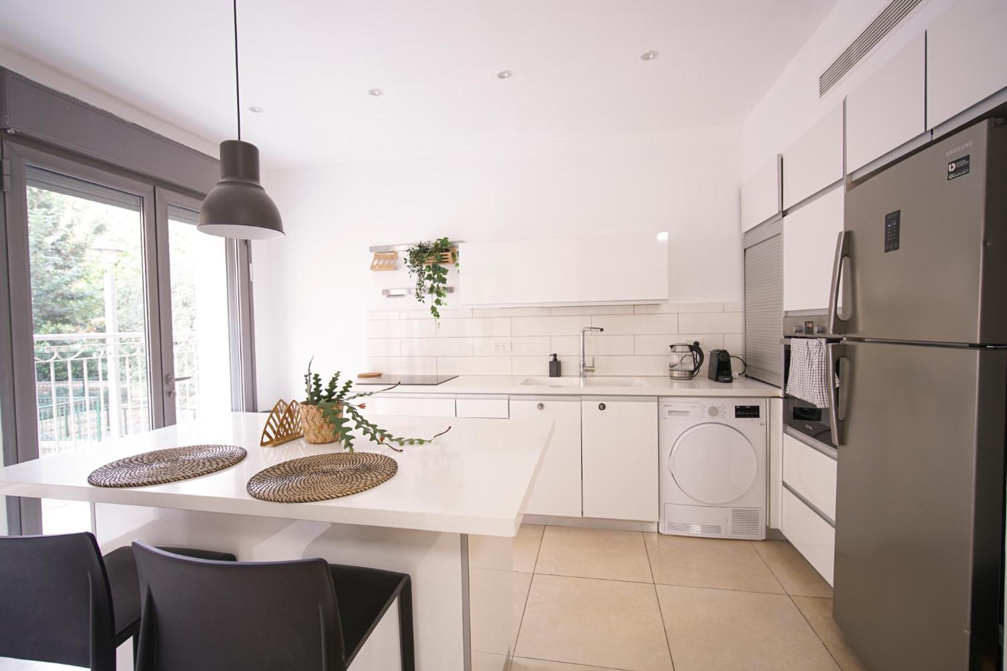 Harav Kuk Modern Apartment By Nimizz Иерусалим Экстерьер фото