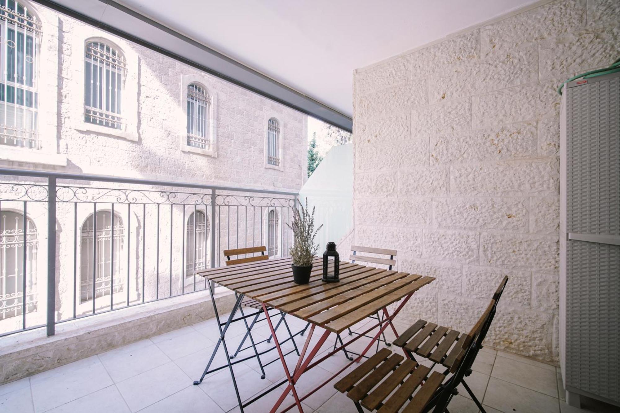 Harav Kuk Modern Apartment By Nimizz Иерусалим Экстерьер фото